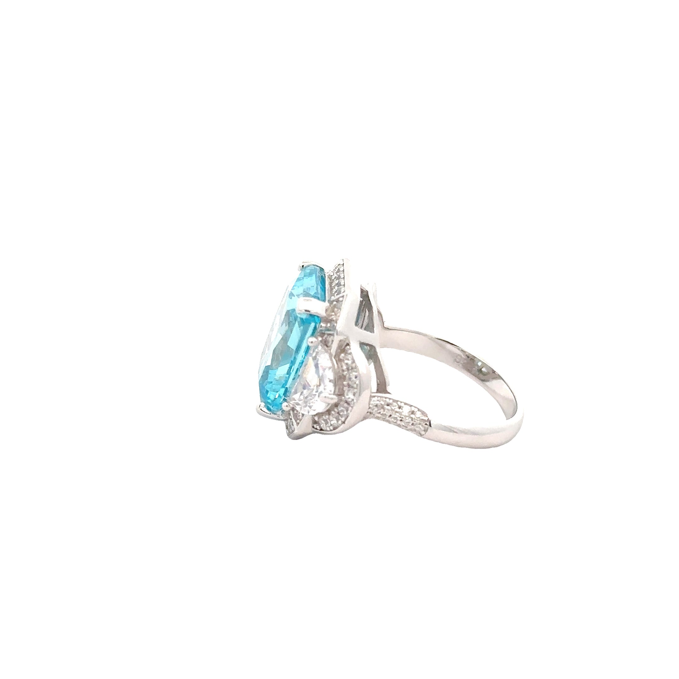 CRYSTAL AZURE RING