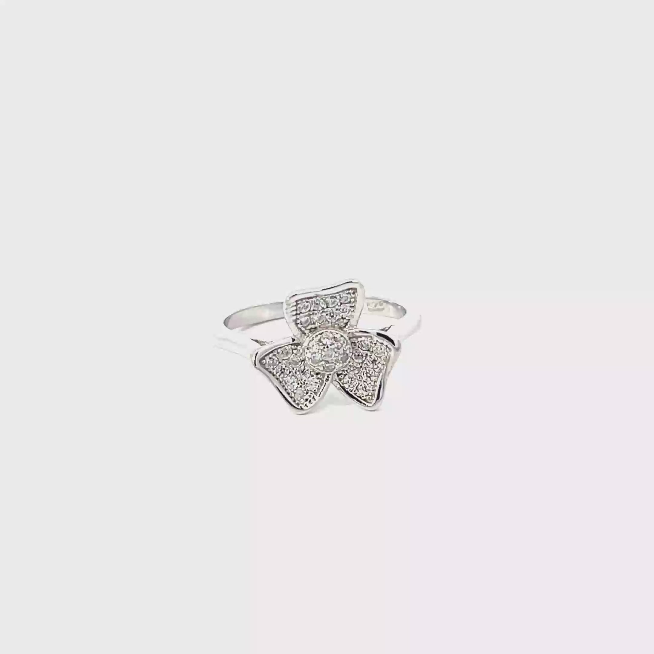 FLOWER RING IN 925 STERLING SILVER WITH CUBIC ZIRCONIA