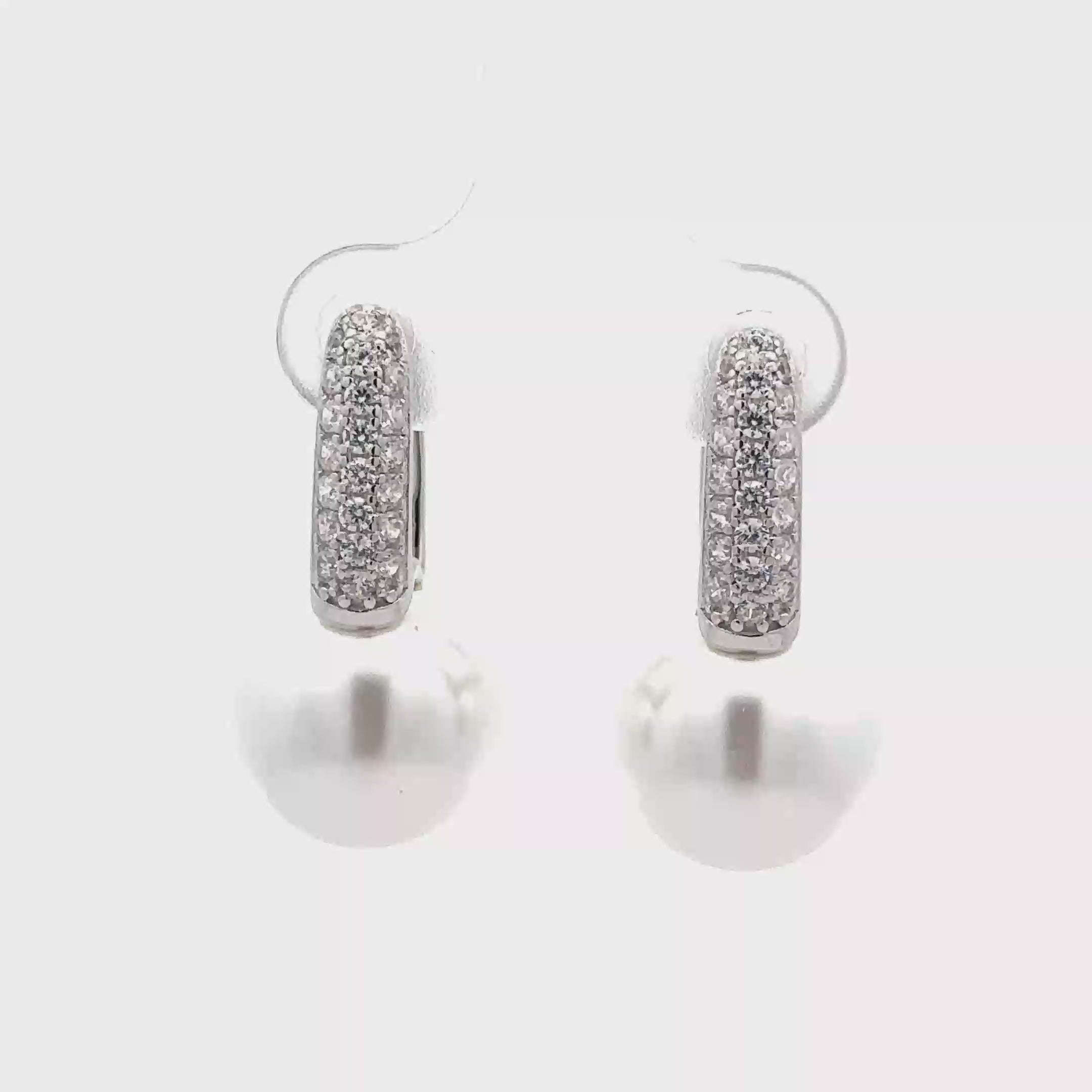 DROP EARRINGS